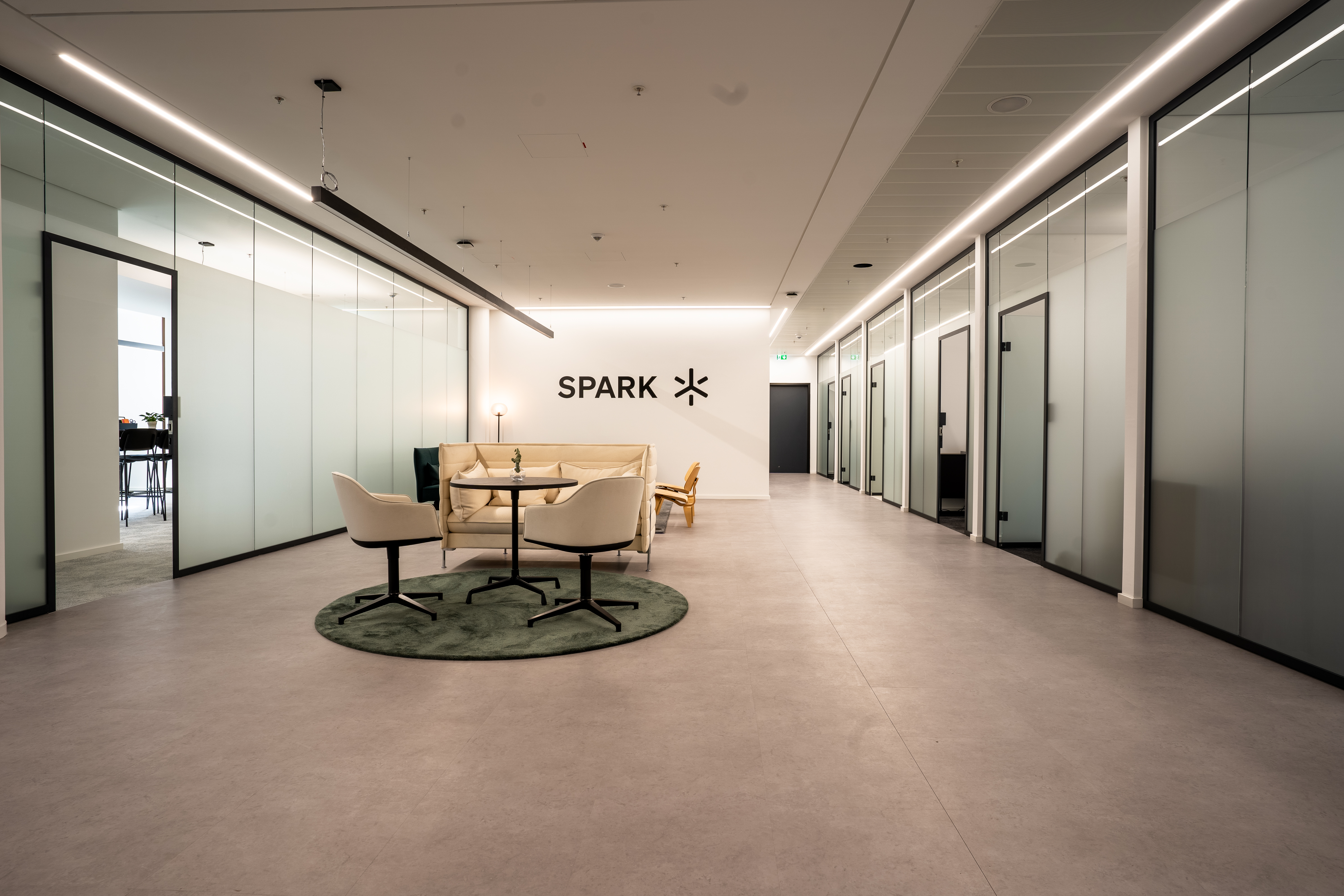 Private office for 13 to 24 people